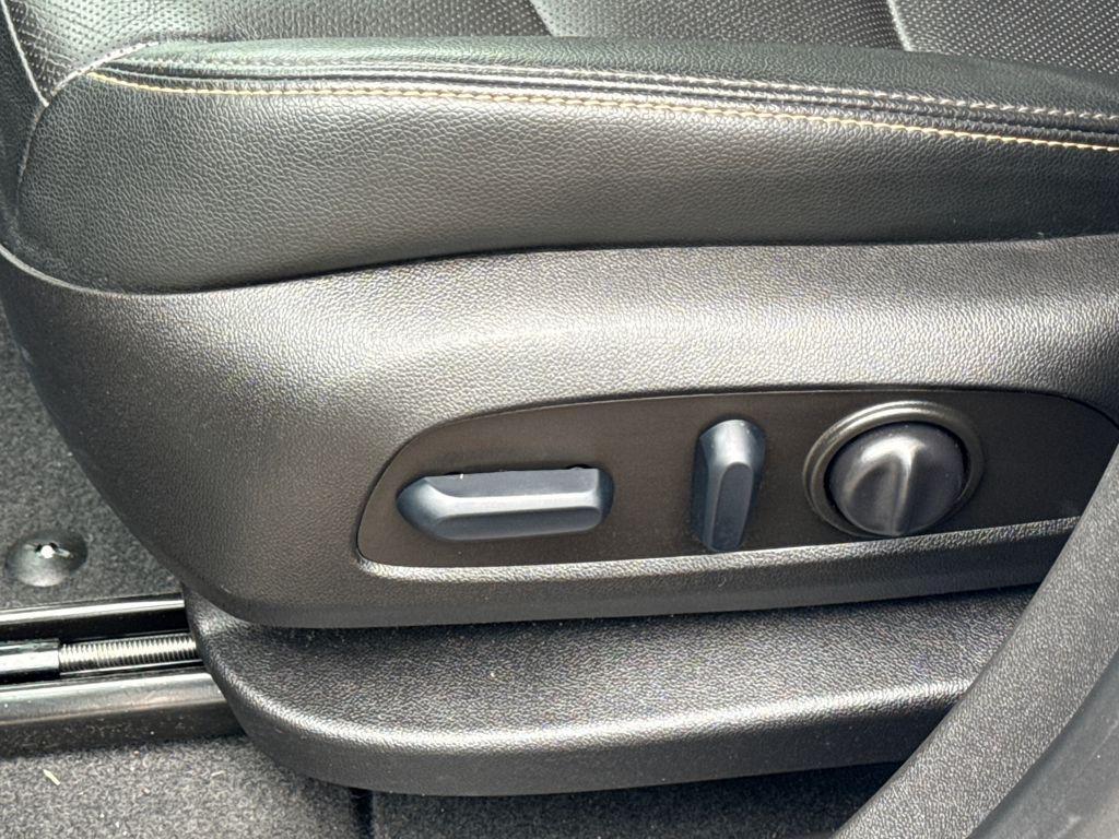 used 2022 Chevrolet Equinox car, priced at $21,547