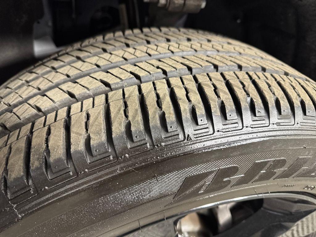 used 2024 Jeep Grand Cherokee car, priced at $34,299