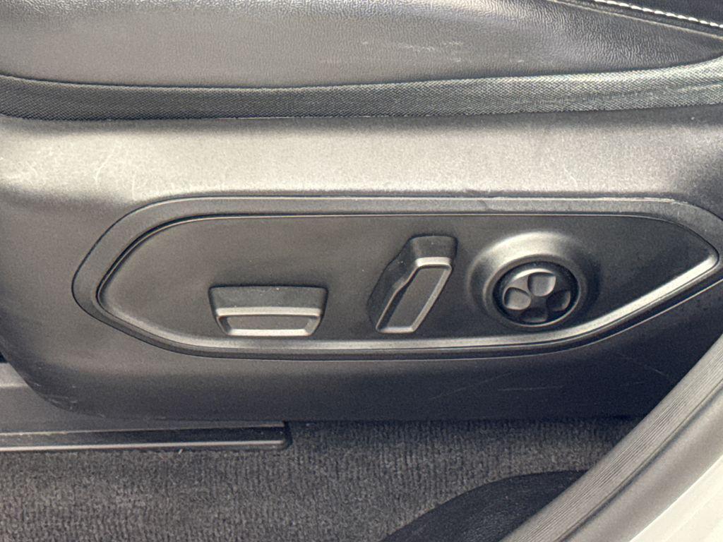 used 2021 Jeep Grand Cherokee L car, priced at $28,980