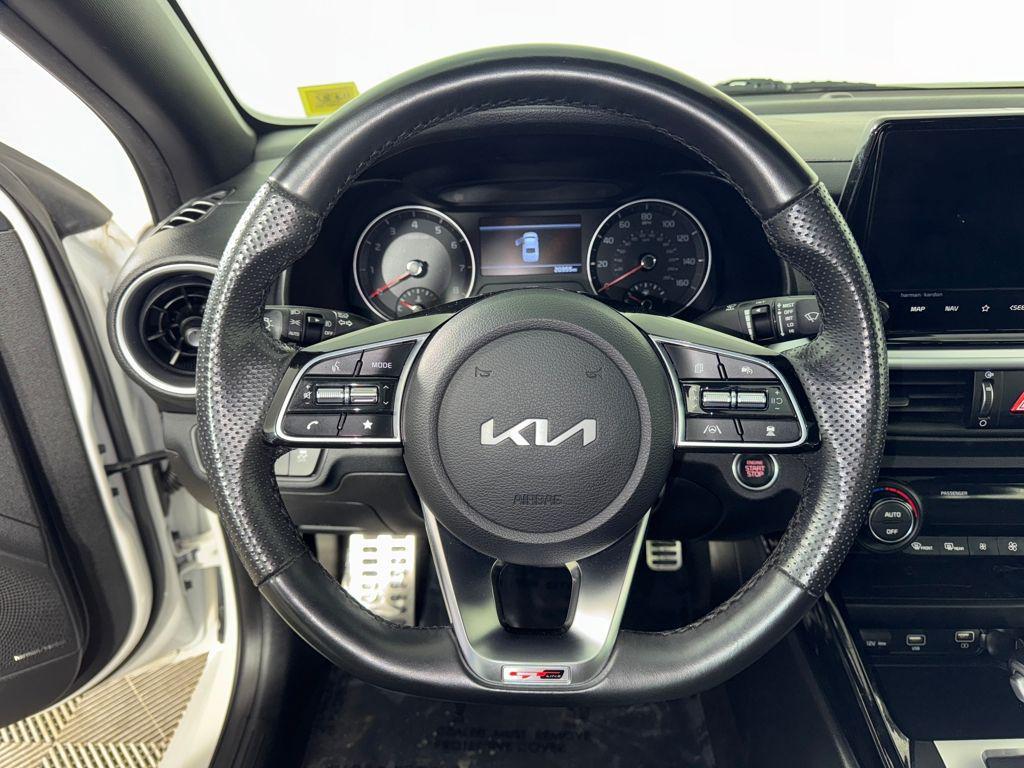 used 2023 Kia Forte car