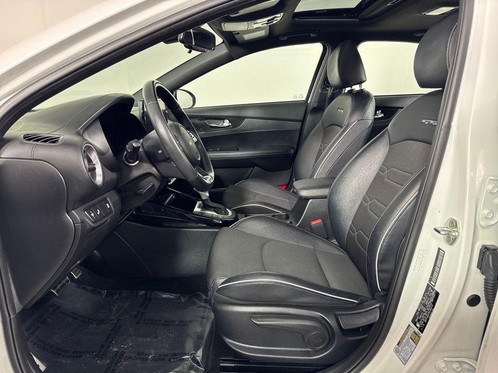 used 2023 Kia Forte car