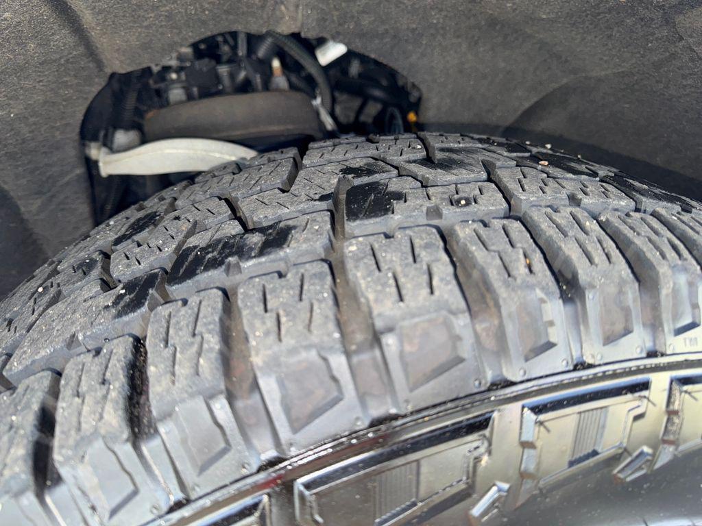 used 2023 GMC Yukon car, priced at $56,977