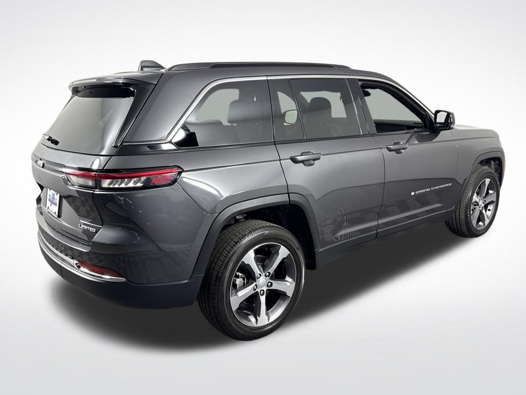 used 2024 Jeep Grand Cherokee car, priced at $36,946