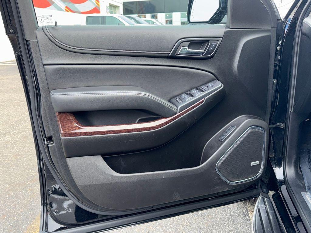 used 2020 GMC Yukon XL car, priced at $27,598