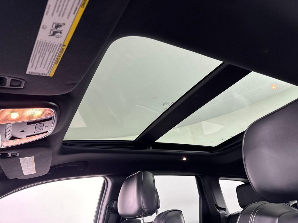 used 2016 Jeep Grand Cherokee car, priced at $16,999