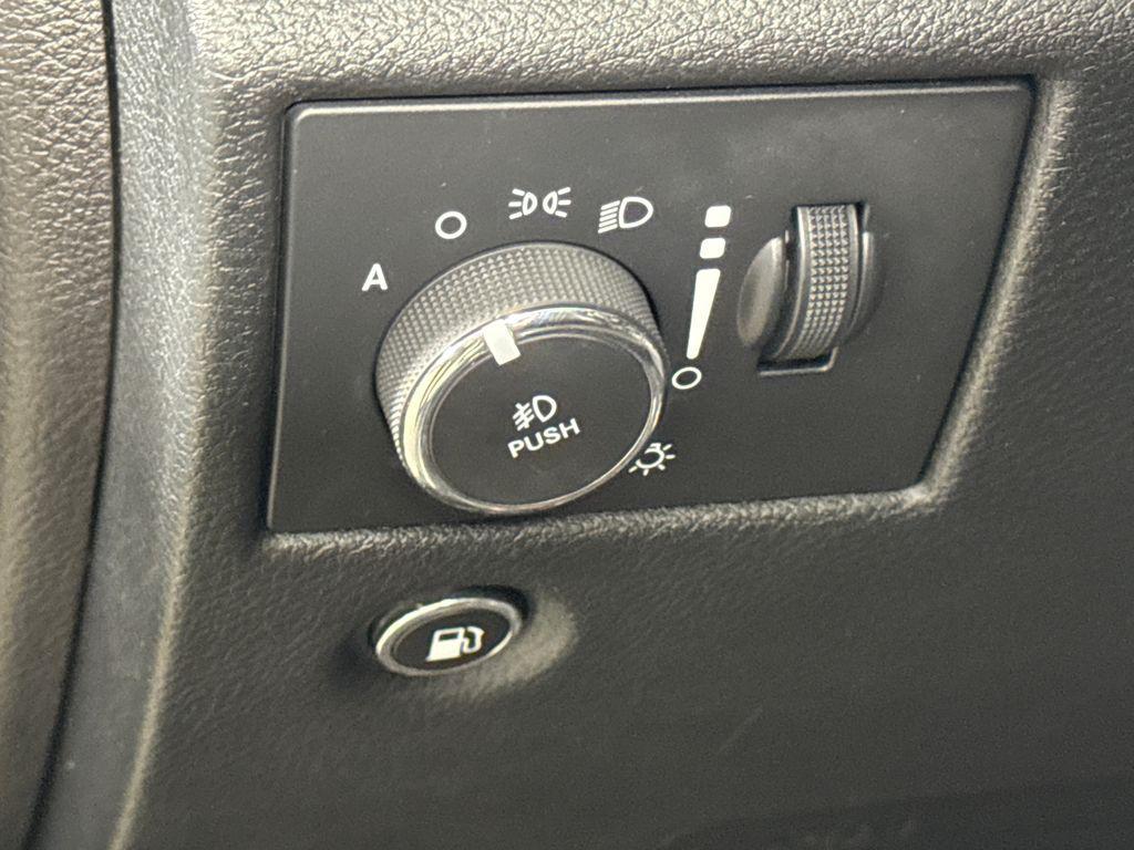 used 2016 Jeep Grand Cherokee car, priced at $16,999