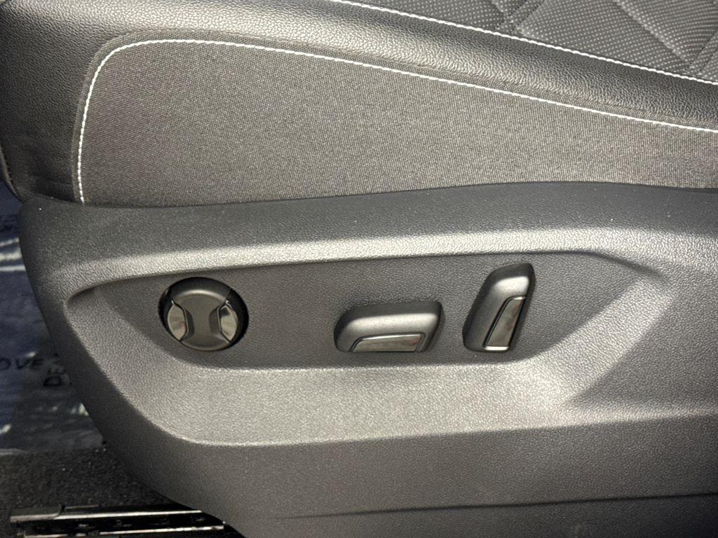 used 2025 Volkswagen Atlas car, priced at $39,995