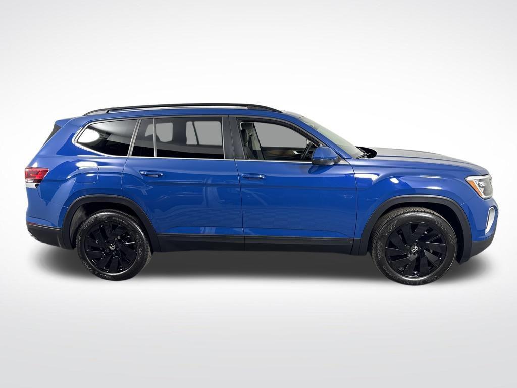 used 2025 Volkswagen Atlas car, priced at $39,995