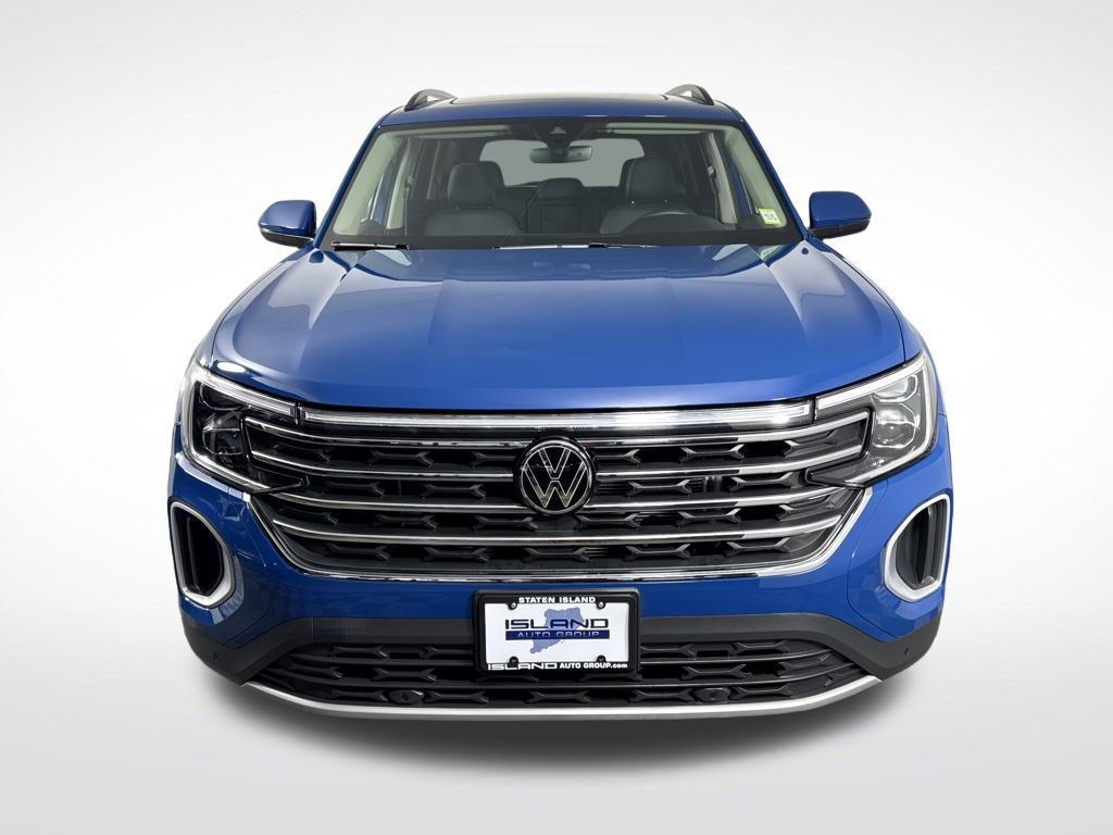 used 2025 Volkswagen Atlas car, priced at $39,995