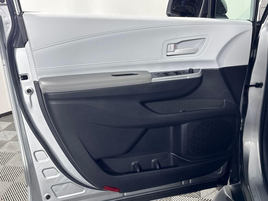used 2025 Toyota Sienna car, priced at $69,895