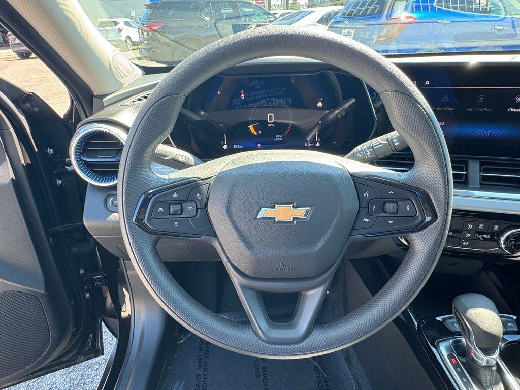 used 2024 Chevrolet Trax car, priced at $19,978