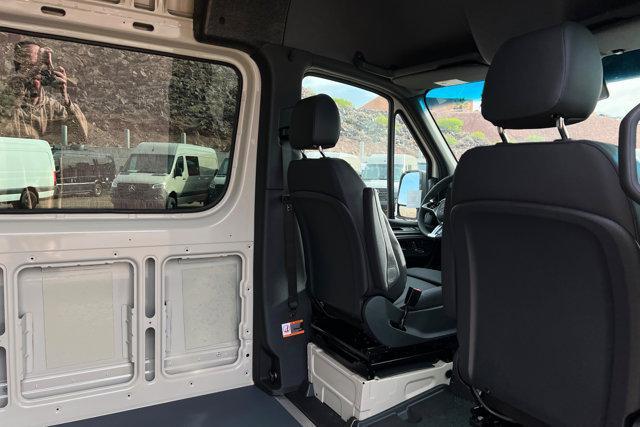 new 2026 Mercedes-Benz Sprinter 2500 car, priced at $82,992