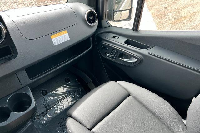 new 2026 Mercedes-Benz Sprinter 2500 car, priced at $91,277
