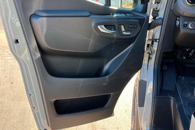 new 2026 Mercedes-Benz Sprinter 2500 car, priced at $85,437