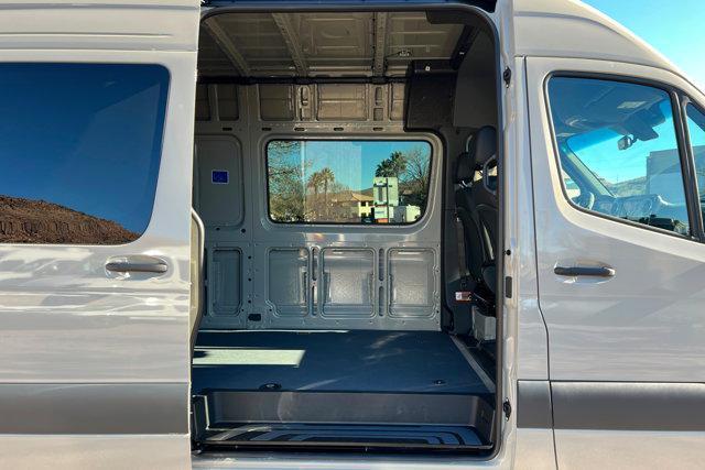 new 2026 Mercedes-Benz Sprinter 2500 car, priced at $85,437