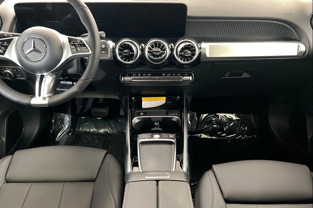 new 2026 Mercedes-Benz GLB 250 car, priced at $57,454