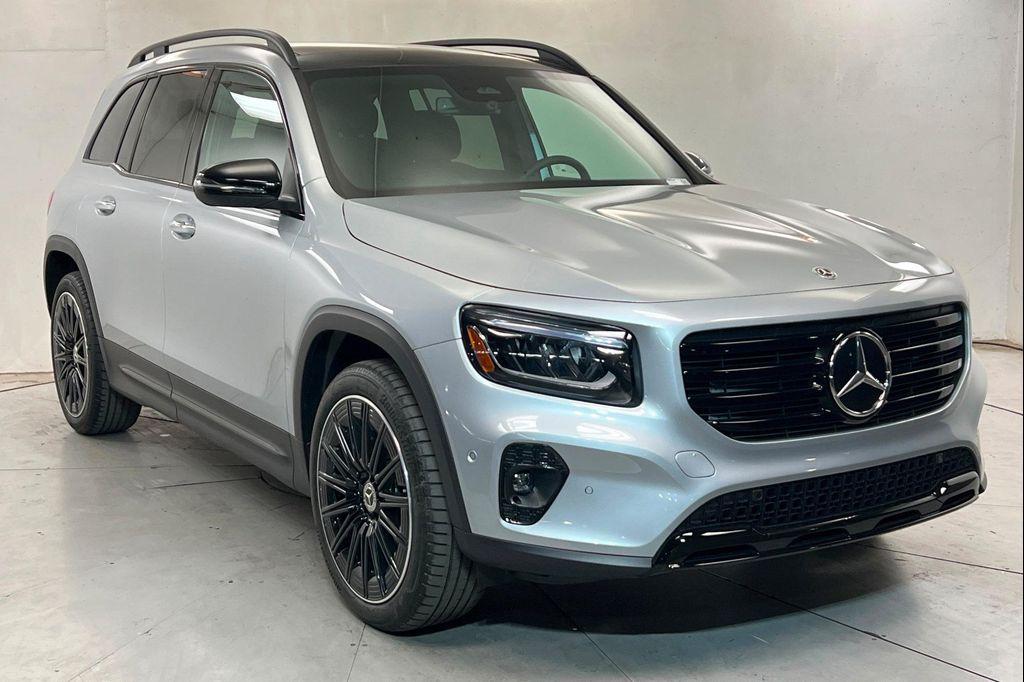 new 2026 Mercedes-Benz GLB 250 car, priced at $57,454