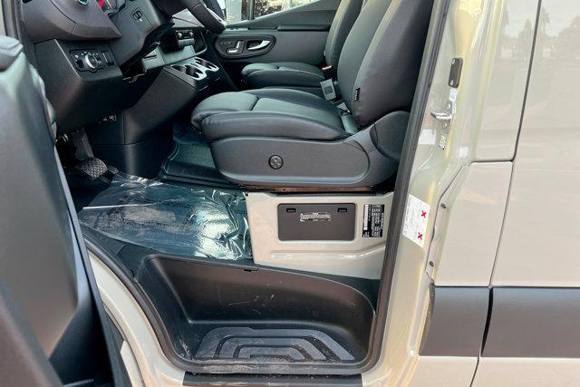 new 2026 Mercedes-Benz Sprinter 2500 car, priced at $90,531