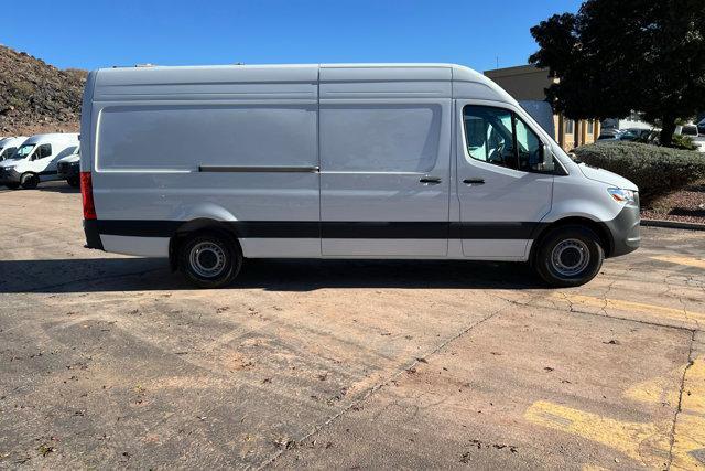 new 2026 Mercedes-Benz Sprinter 2500 car, priced at $68,653