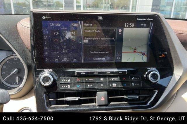 used 2022 Toyota Highlander car, priced at $32,499