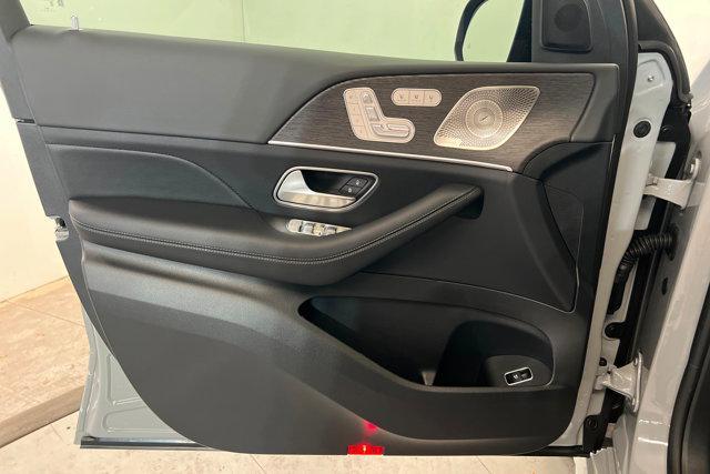 new 2026 Mercedes-Benz GLS 450 car, priced at $106,119