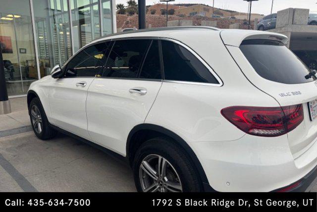 used 2022 Mercedes-Benz GLC 300 car