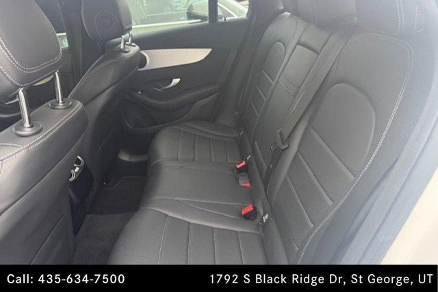 used 2022 Mercedes-Benz GLC 300 car