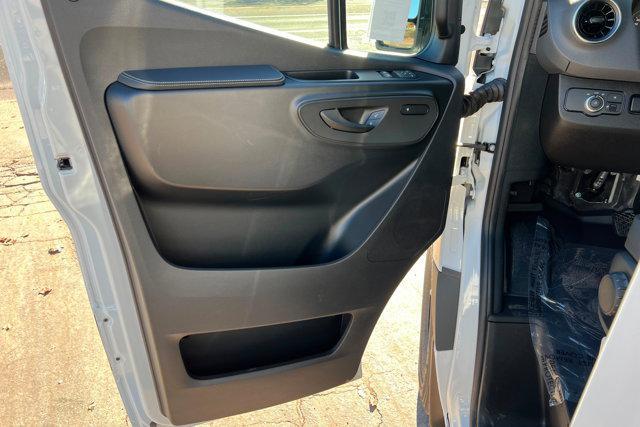 new 2026 Mercedes-Benz Sprinter 2500 car, priced at $68,404