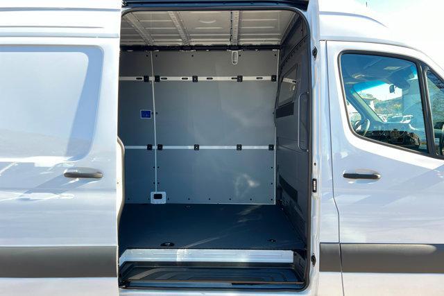 new 2026 Mercedes-Benz Sprinter 2500 car, priced at $68,404