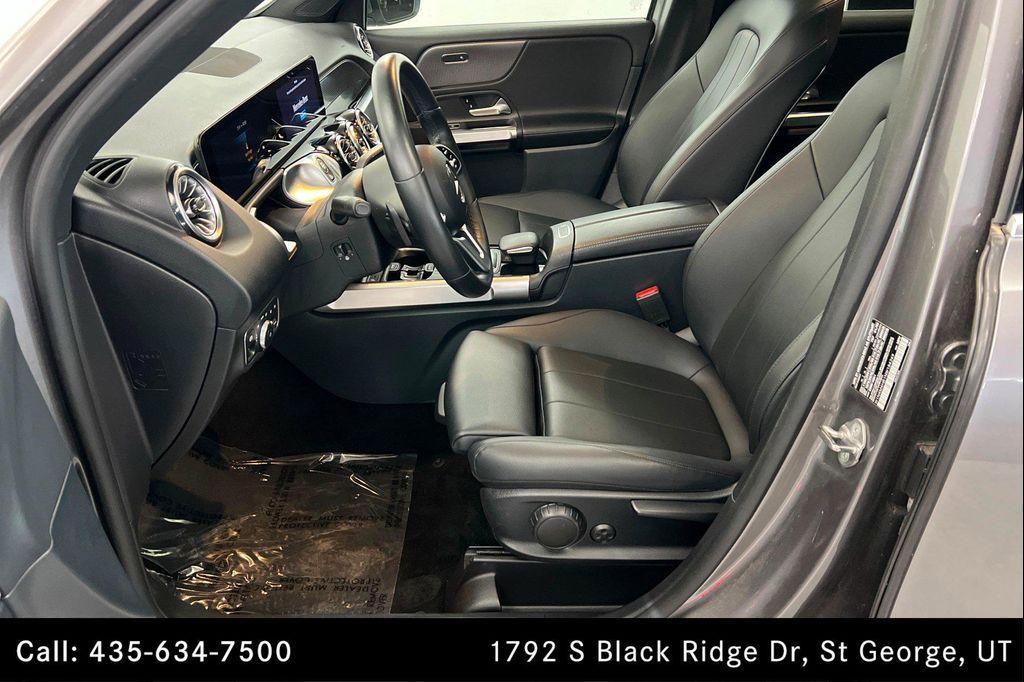 used 2022 Mercedes-Benz GLB 250 car, priced at $32,494
