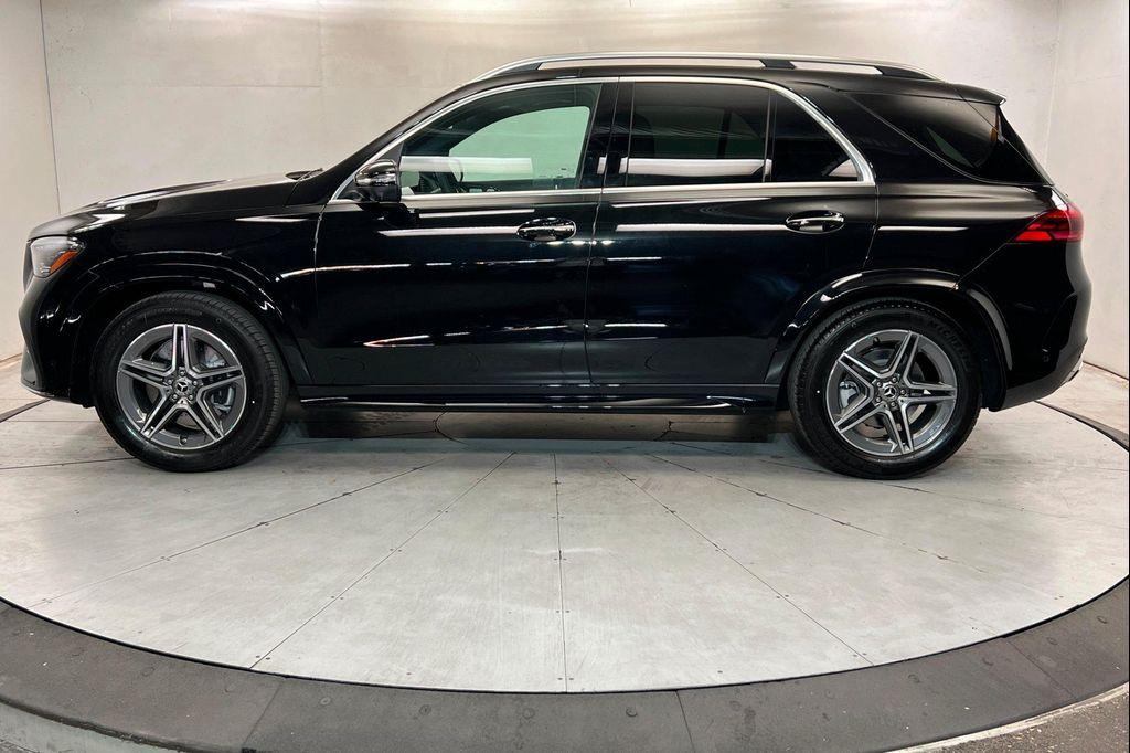 new 2026 Mercedes-Benz GLE 450 car, priced at $87,749