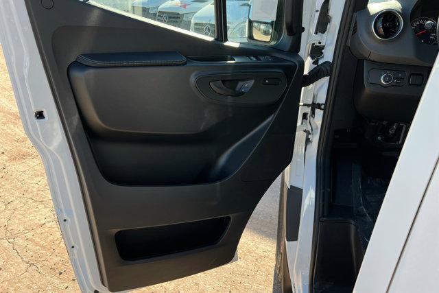 new 2026 Mercedes-Benz Sprinter 2500 car, priced at $65,585