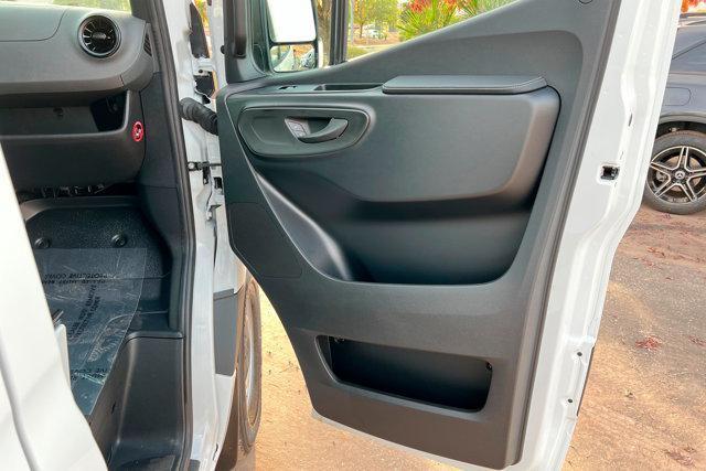 new 2026 Mercedes-Benz Sprinter 2500 car, priced at $63,424