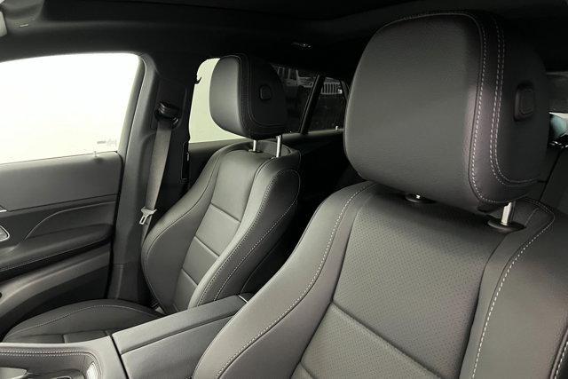 new 2026 Mercedes-Benz GLE 450 car, priced at $92,875