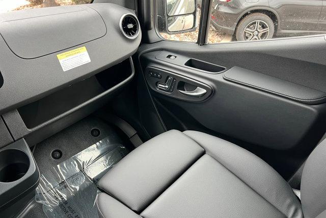 new 2026 Mercedes-Benz Sprinter 2500 car, priced at $90,531