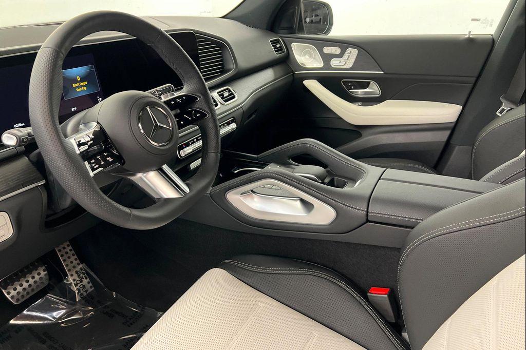 new 2026 Mercedes-Benz GLE 450 car, priced at $84,664