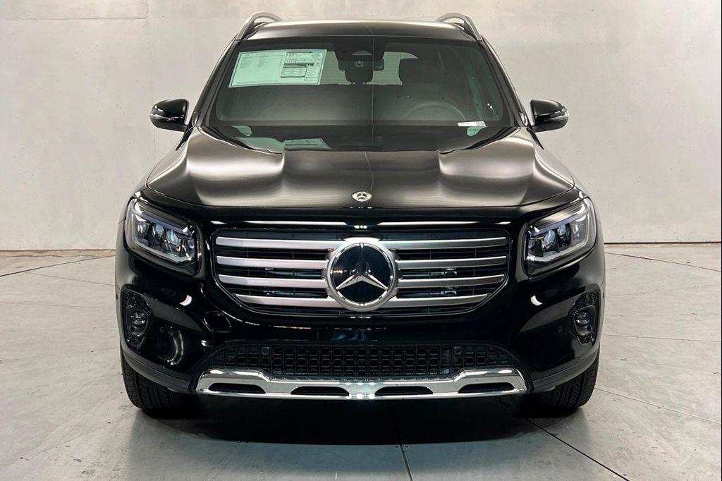 new 2026 Mercedes-Benz GLB 250 car, priced at $55,604