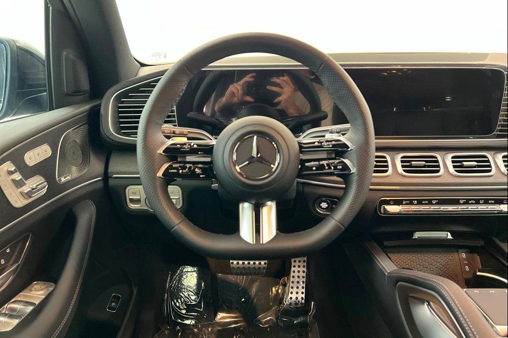 new 2026 Mercedes-Benz GLS 450 car, priced at $104,954