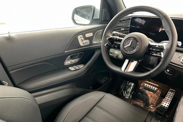 new 2026 Mercedes-Benz GLS 450 car, priced at $105,604