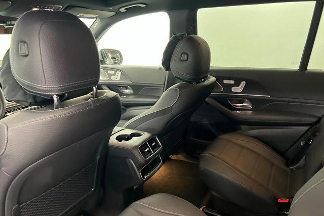 new 2026 Mercedes-Benz GLS 450 car, priced at $105,604
