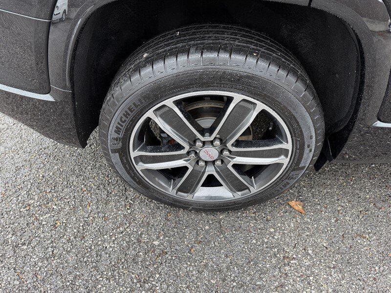 used 2018 GMC Acadia car, priced at $17,989