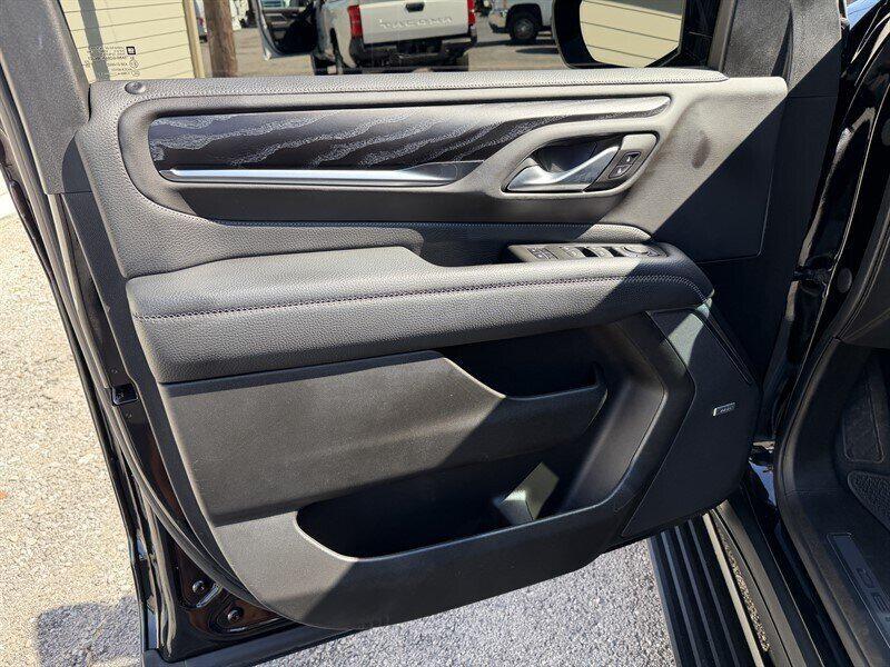 used 2022 GMC Yukon car, priced at $53,989