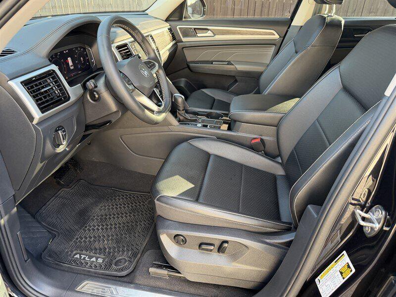 used 2022 Volkswagen Atlas car, priced at $25,989