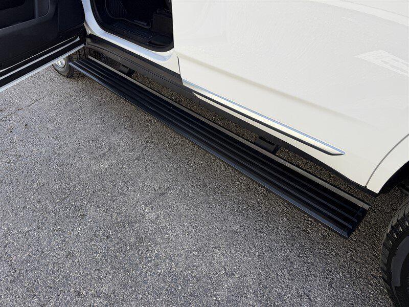 used 2021 GMC Yukon car, priced at $44,989