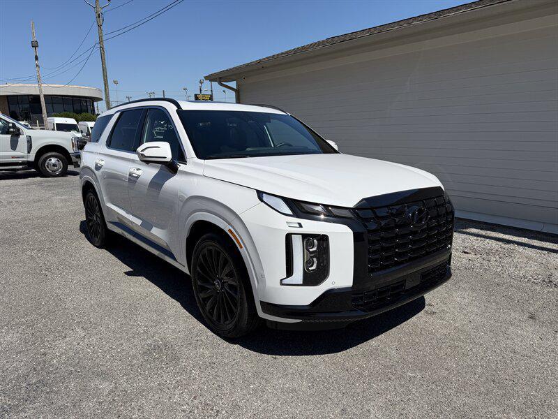 used 2025 Hyundai Palisade car, priced at $49,989