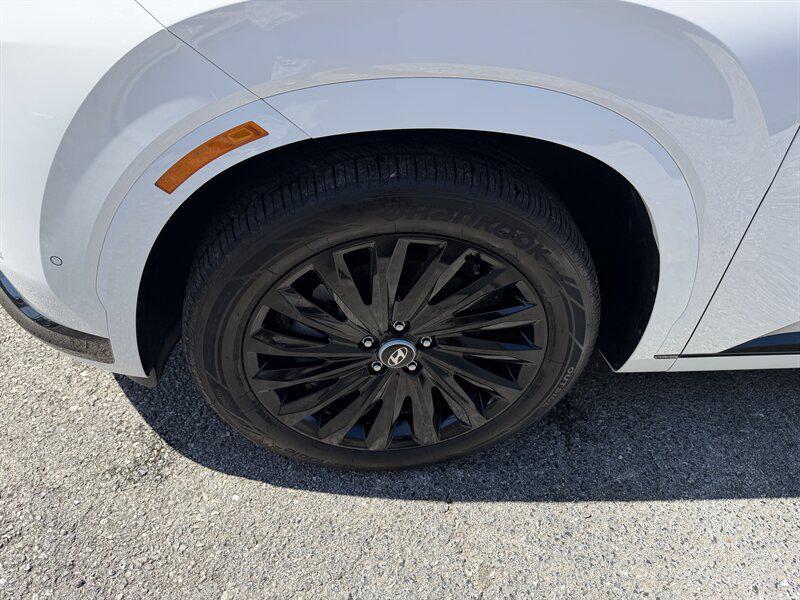 used 2025 Hyundai Palisade car, priced at $49,989