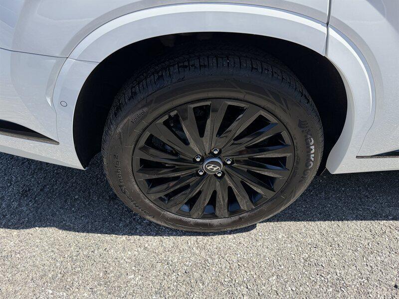 used 2025 Hyundai Palisade car, priced at $49,989
