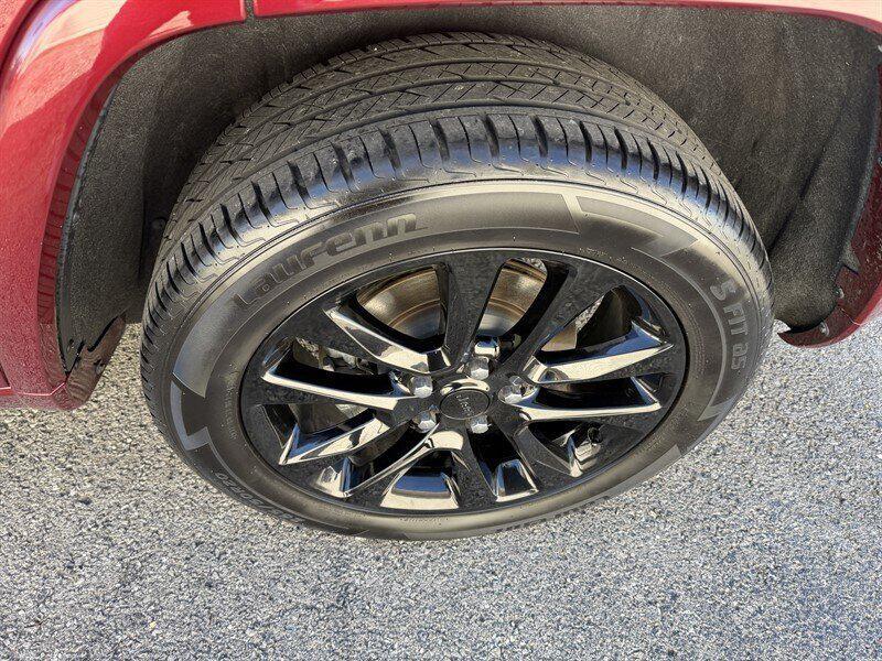 used 2021 Jeep Grand Cherokee car, priced at $24,989