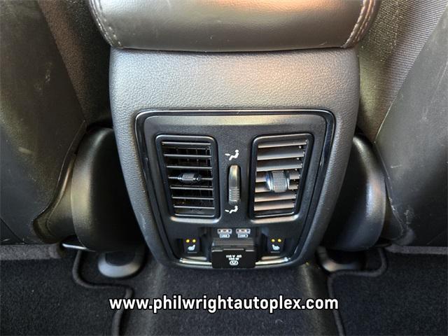 used 2020 Jeep Grand Cherokee car, priced at $17,126