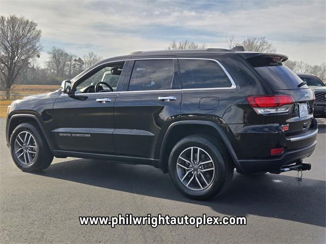 used 2020 Jeep Grand Cherokee car, priced at $17,126